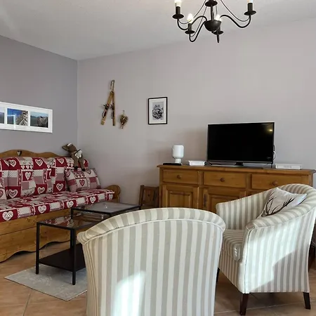 Fonctionnel Avec Balcon, Garage Et Wifi - Parfait Pour 4 Personnes Pres Des Pistes - Fr-1-548-25 Appartement *